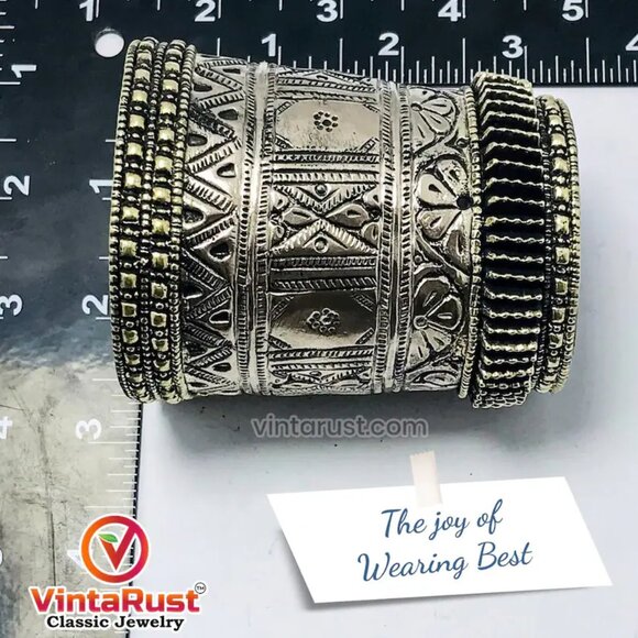 Single Gypsy Kuchi Bracelet With Glass Stones, Hinged, Vintage Cuff - Picture 6 of 10